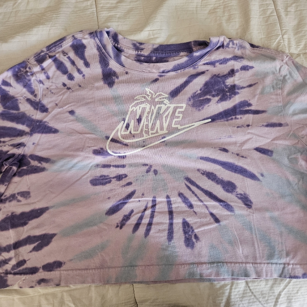 Medium Nike Purple Tie-Dye Crop Top